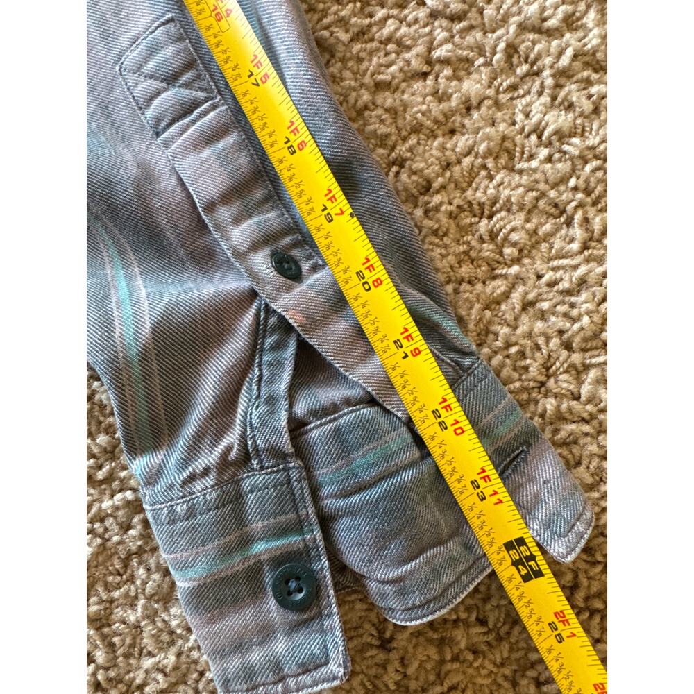 The North Face Small Faded Teal Blue Gray Tartan Plaid Flannel Button Down Shirt - Picture 8 of 8